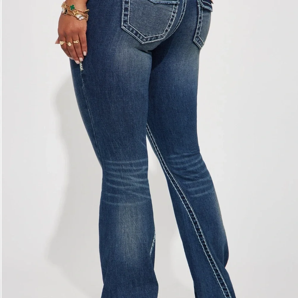 Jeans - Picture 2 of 3